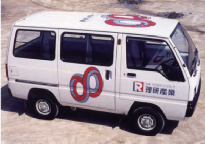 1986年車両デザインを一新し、企業イメージの統一を図る。